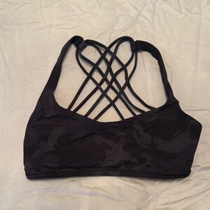 Lululemon Camo black Strappy Sports Bra size 6